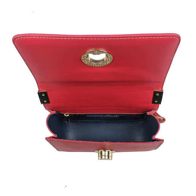 Henney Bear Big Ben Chain Shoulder Bag H-1149