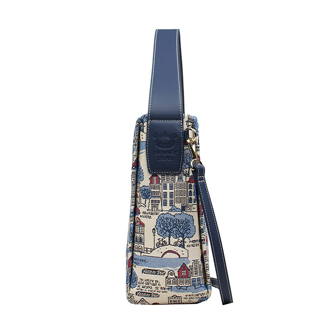 Henney Bear Euro City Women's Signature Hand Bag H-1011