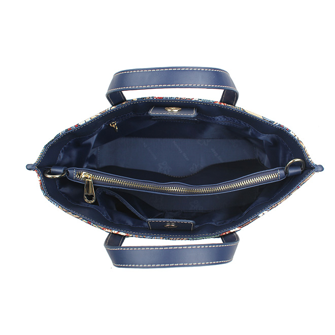 Henney Bear Parrot Song Tote Bag H-898